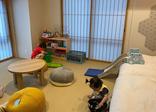 話題のボードゲームホテル泊まったよ！