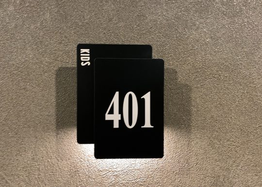 話題のボードゲームホテル泊まったよ！